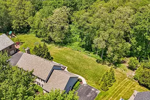 9945 N Valley Hill Dr, Mequon, WI 53092 - Photo 43