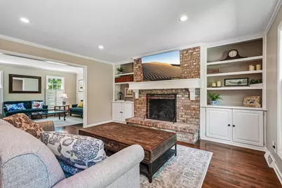 9945 N Valley Hill Dr, Mequon, WI 53092 - Photo 13