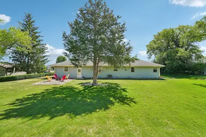 W130N6219  River Dr, Menomonee Falls, WI 53051 - Photo 33