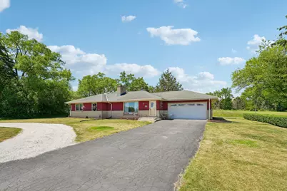 W130N6219  River Dr, Menomonee Falls, WI 53051 - Photo 3