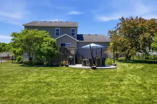1192 Iris Ln, Saukville, WI 53024 - Photo 41