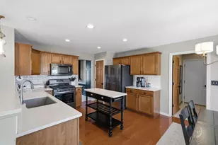 1192 Iris Ln, Saukville, WI 53024 - Photo 3