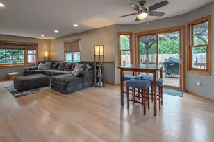 364 Plank Rd, Mukwonago, WI 53149 - Photo 9