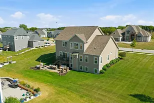 1152 W Sunrise Pass, Oak Creek, WI 53154 - Photo 43