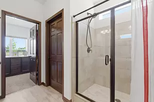 1152 W Sunrise Pass, Oak Creek, WI 53154 - Photo 23