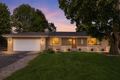 3521  Ascot Dr, Racine, WI 53406 - Photo 47