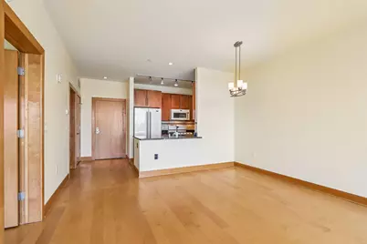 1550 E Royall Pl #Unit 911, Milwaukee, WI 53202 - Photo 11