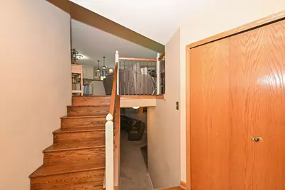 1021  Eton Ct, Hartland, WI 53029 - Photo 13