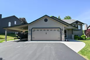 1021 Eton Ct, Hartland, WI 53029 - Photo 37