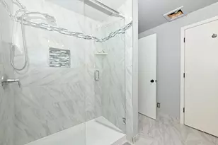 1021 Eton Ct, Hartland, WI 53029 - Photo 17
