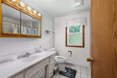 3601  Michigan Ave, Manitowoc, WI 54220 - Photo 23