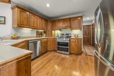 W159N7482  Pinewood Cir, Menomonee Falls, WI 53051 - Photo 21
