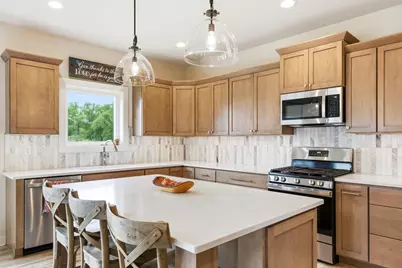 3725  Olde Howell Rd, Waukesha, WI 53186 - Photo 9