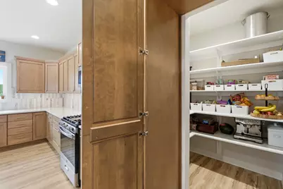 3725  Olde Howell Rd, Waukesha, WI 53186 - Photo 11