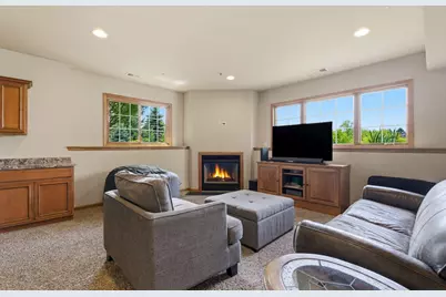 439  Pineview Ct, Richfield, WI 53017 - Photo 43