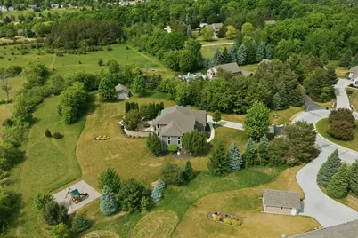439  Pineview Ct, Richfield, WI 53017 - Photo 63