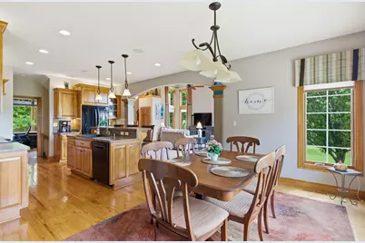 439  Pineview Ct, Richfield, WI 53017 - Photo 15