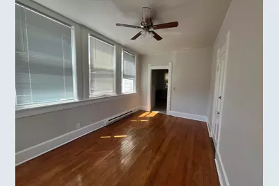 2033 N Cambridge Ave #1, Milwaukee, WI 53202 - Photo 5