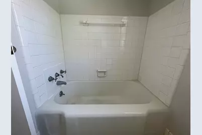 2020 S 82nd St, West Allis, WI 53219 - Photo 7