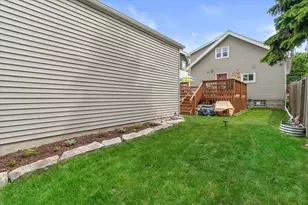 1220 E Warnimont Ave, Milwaukee, WI 53207 - Photo 21