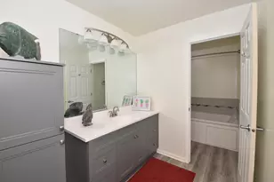 41 E Campus Ct, Racine, WI 53402 - Photo 17