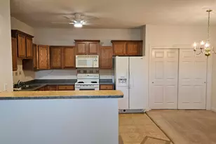 1114 Hastings Ct, Racine, WI 53406 - Photo 9