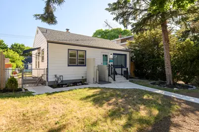 9035 W Lisbon Ave, Milwaukee, WI 53222 - Photo 23