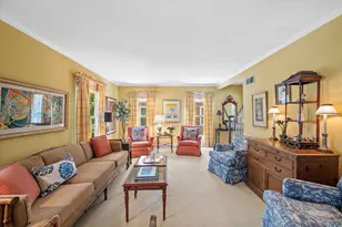 4919 N Diversey Blvd, Whitefish Bay, WI 53217 - Photo 3