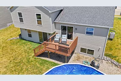 1423 E Longneedle Ln, Elkhorn, WI 53121 - Photo 31