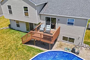 1423 E Longneedle Ln, Elkhorn, WI 53121 - Photo 31