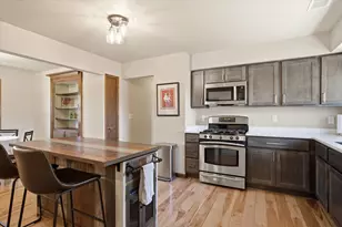 6085 Trail Ridge Dr, Greendale, WI 53129 - Photo 27
