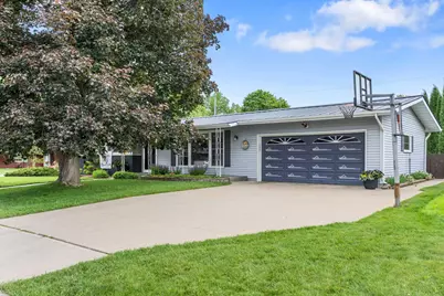 3003  Lincoln Ave, La Crosse, WI 54601 - Photo 3