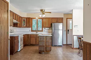 25020 Gull Ln, Richmond, MN 55987 - Photo 11
