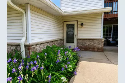 2205 N University Dr #5, Waukesha, WI 53188 - Photo 3
