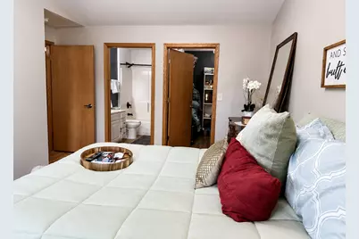 2205 N University Dr #5, Waukesha, WI 53188 - Photo 11