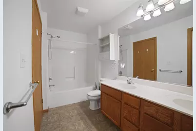 1226  Peninsula Ln, Whitewater, WI 53190 - Photo 7