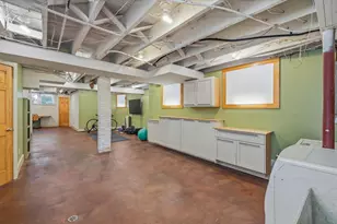 2521 N Pierce St, Milwaukee, WI 53212 - Photo 33