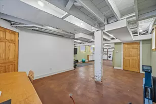 2521 N Pierce St, Milwaukee, WI 53212 - Photo 39