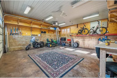 2521 N Pierce St, Milwaukee, WI 53212 - Photo 43