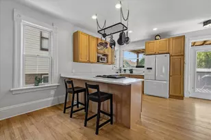 2521 N Pierce St, Milwaukee, WI 53212 - Photo 7