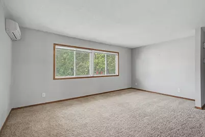 400  Derek Ave #402, Holmen, WI 54636 - Photo 7