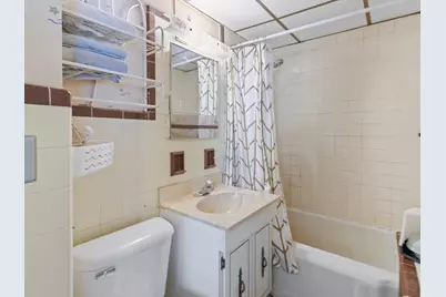 839 W Glendale Ave, Glendale, WI 53209 - Photo 17