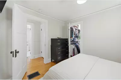 1900 E Marion St, Shorewood, WI 53211 - Photo 21