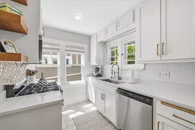 1900 E Marion St, Shorewood, WI 53211 - Photo 13