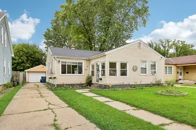 5043 N 19th St, Milwaukee, WI 53209 - Photo 3