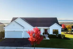 550 Ridgeview Ct, Lake Geneva, WI 53147 - Photo 3