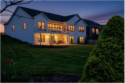 550  Ridgeview Ct, Lake Geneva, WI 53147 - Photo 1