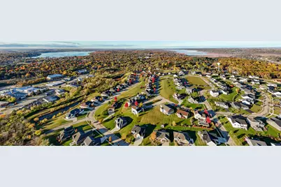 550  Ridgeview Ct, Lake Geneva, WI 53147 - Photo 41