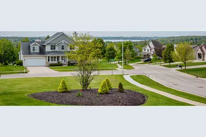 550  Ridgeview Ct, Lake Geneva, WI 53147 - Photo 7