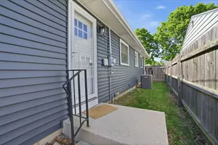 4554 S Vermont Ave, Saint Francis, WI 53235 - Photo 33